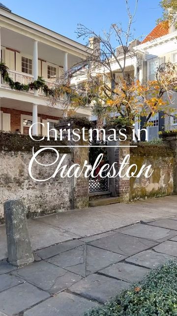 Charleston Lifestyle & Real Estate on Instagram: "More gorgeous Christmas decor ideas from the @travelandleisure #1 city. If you love Charleston in the warmer months, you must see her at Christmas time! #christmasincharleston Charleston Realtor A Charleston Home in 2024 Chris Maxey, Realtor @chrismaxeyproperties Contact 🔗in Profile #charleston #charlestonsc #travelandleisure #verytandc #townandcountry #countrylivingmag #explorecharleston #southernlife #charlestonlife #charlestonlifestyle #charlestonstyle #christmasdecor #christmashome #magnolia #charlestonrealtor #christmaswreath #homedecor #holidaydecorating #holidayhomes #historichomes #classicchristmas #cozychristmas #coastalchristmas #coastalliving #christmasinthecity #christmasinthesouth #southernlivingmag" Charleston Christmas Decor, Charleston Christmas Decorations, Charleston Sc Winter, Charleston Sc Christmas, Christmas In Charleston Sc, Charleston At Christmas, Charleston Winter, Charleston Christmas, Charleston Style