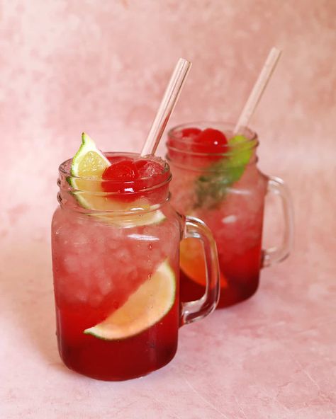 Cherry Limeade Recipe - A Beautiful Mess Cherry Limeade Punch, Limeade Punch, August Meals, Copycat Drinks, Best Mocktail, Best Mocktail Recipe, Shirley Temple Recipe, Cherry Limeade Recipe, Sonic Cherry Limeade