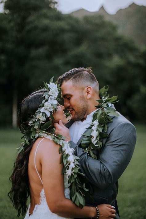 Hawaiian Wedding Photos, Small Wedding In Hawaii, Hawaii Wedding Flowers Crown, Hawaiian Wedding Flower Crown, Hawaii Bride, Hawaiian Bride, Wedding Haku, Hawaii Elopement Dress, Hawaii Beach Wedding Ideas