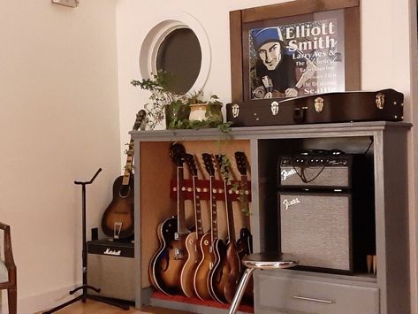 Williamsburg Apartment, Studio Music Room, French Provincial Home, Music Room Design, Rock Room, Amp Storage, Home Recording Studio Setup, Guitar Storage, Recording Studio Setup