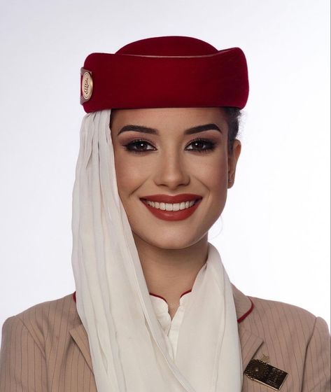 Emirates Cabin Crew Makeup, Emirates Cabin Crew Uniform, Flight Attendant Attire, Emirates Makeup, Qatar Airways Cabin Crew, Emirates Airline Cabin Crew, Become A Flight Attendant, Night Pool Party, Emirates Cabin Crew