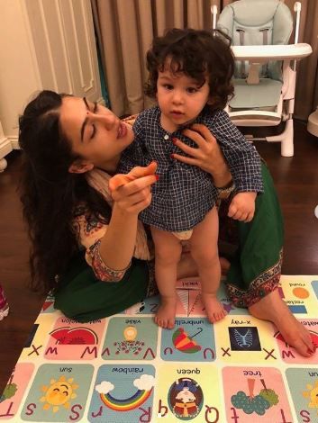 Taimur Ali Khan Pataudi, Sisters Goals, Taimur Ali Khan, Rishi Kapoor, Happiest Birthday, Bollywood Photos, Saif Ali Khan, Karan Johar, Sushant Singh