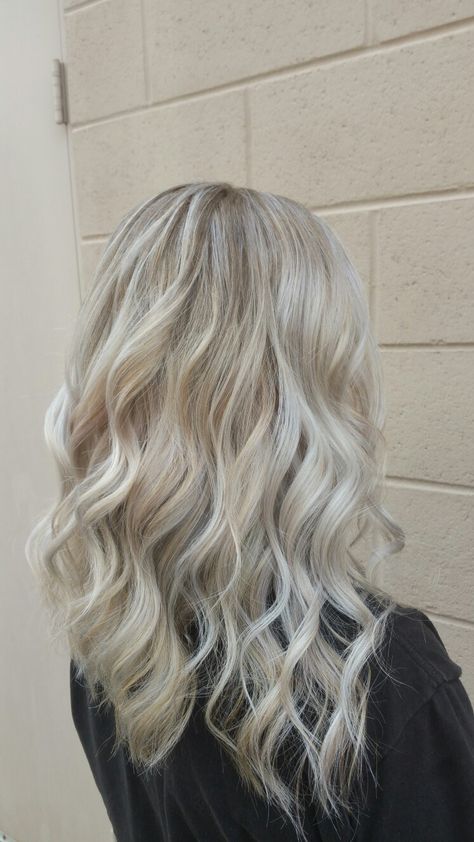 Platinum silver ash grey balayage babylights Ash Grey Balayage, Ash Gray Balayage, Grey Balayage, Gray Balayage, Silver Ash, Light Blonde Hair, Light Blonde, Ash Grey, Hair Dos