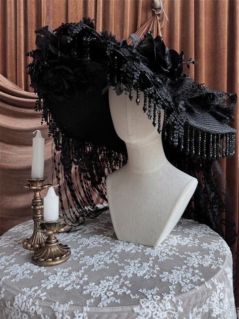 Price for a hat only. Gothic Witch Hats, Ojibwe Hairstyles, Gothic Veil Headdress, American Gothic Fashion, Old Hats Vintage, 1840s Accessories, Winter Hats Outfit, Victorian Hats Woman, Black Southern Gothic