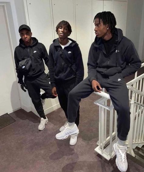 Drip Outfit Men Aesthetic, Ukdrip Men, Fit Roadmen, Uk Tracksuit Outfit Men, Uk Boys Drip, Uk Style Men Drill, Uk Mandem Drip, Roadmen Boys Uk, Uk Drill Outfit Men