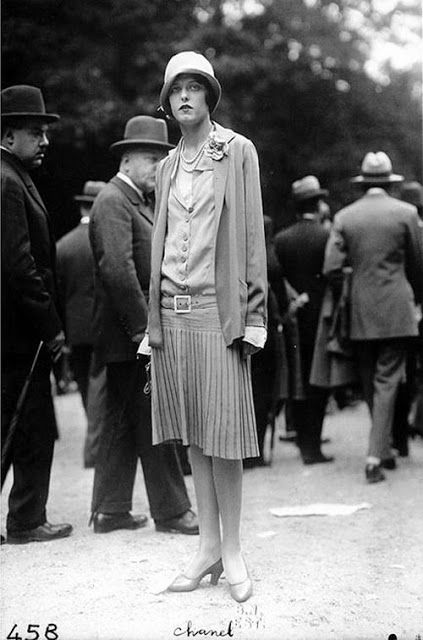 Bytes: Some more women, and fashions, of the 1920's . . . 1920s Casual Fashion, 1920s Fashion Casual, 1920s Fashion Women Casual, 1920 Fashion Women, 1920s Skirt, 1920 Women, 1920s Fashion Women, 1920s Women, Moda Chanel