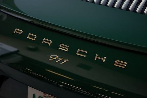 British Racing Green Aesthetic, Green Rich Aesthetic, Green Luxury Aesthetic, Emerald Aesthetic, Slytherin Green, Green Porsche, Green Inspo, Green Branding, Dark Emerald Green