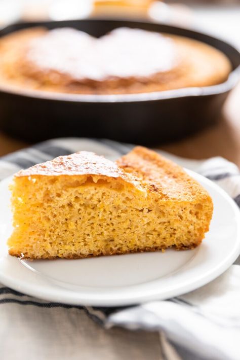 Sweet Potato Cornbread Recipes, Cast Iron Skillet Cornbread, Southern Sides, Iron Skillet Cornbread, Perfect Cornbread, Savory Cornbread, Thanksgiving Tradition, Sweet Potato Cornbread, Cornbread Recipe Sweet