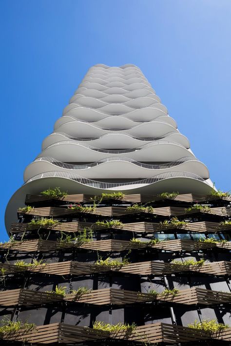 Biophilic Architecture, Hotel Facade, Facade Architecture Design, Building Elevation, Kengo Kuma, Parametric Architecture, Skyscraper Architecture, Architecture Building Design, Apartment Architecture