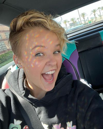 Jojo Siwa Hair, Jojo Jojo, Wavy Bob Haircuts, Haircut Designs, Wavy Bobs, Jojo Siwa, New Haircuts, Boys Haircuts, Perfect Hair