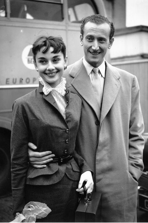 Photograph, Suit, Snapshot, Formal wear, White-collar worker, Black-and-white, Monochrome, Outerwear, Photography, Tuxedo, Audrey Hepburn Images, Audrey Hepburn Photos, Audrey Hepburn Style, Hepburn Style, Katharine Hepburn, Lauren Bacall, Roman Holiday, Catherine Deneuve, Sophia Loren