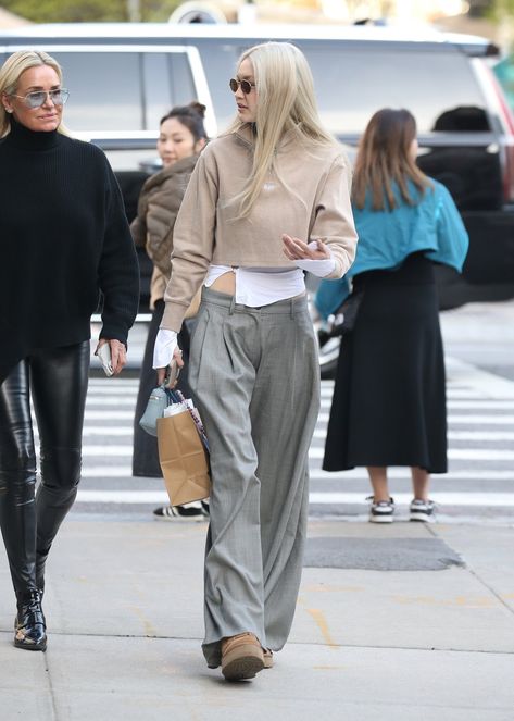 Gigi Street Style, Gigi Hadid Street Style, Model Outfit, Gigi Style, Gigi Hadid Outfits, Gigi Hadid Style, Models Off Duty Style, Hadid Style, Model Inspo