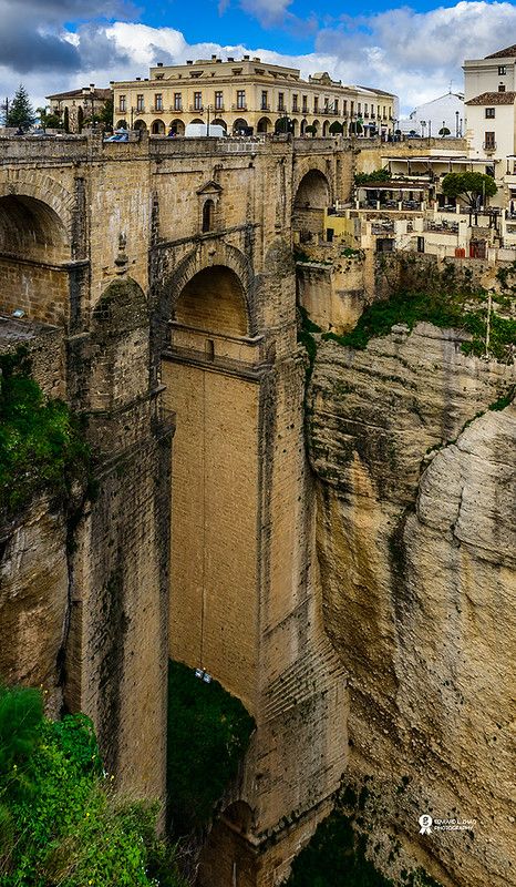 Ronda Spain, Ulsan, Andalusia, Beautiful Places To Travel, Spain Travel, Places Around The World, Malaga, Travel Around The World, Travel Around