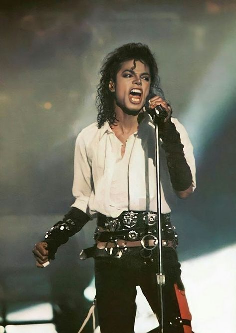 Dirty Diana, Mj Bad, Michael Jackson Hot, Michael Jackson Bad Era, Hee Man, Michael Jackson Funny, Michael Jackson Wallpaper, Michael Jackson Rare, Jackson Bad