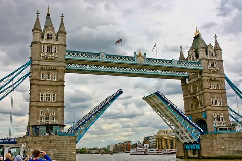 A rare view of Tower Bridge in London with the lift bridge in the raised position London England Aesthetic, London Travel Photos, London Travel Photography, Christmas Building, Lift Bridge, London Tower Bridge, London England Travel, Game Map, London Tower