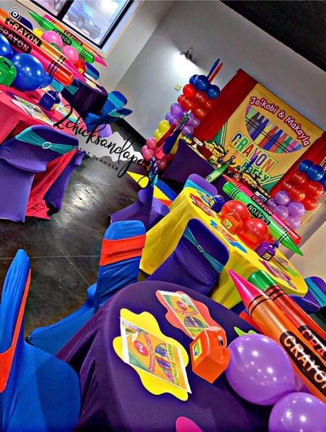 Crayon Party Ideas, Crayon Centerpieces, Crayola Theme Party, Crayola Birthday Party Decorations, Crayola Themed Birthday Party, Crayon Birthday Party Ideas, Crayola Party, Crayon Theme Birthday Party, Crayon Party