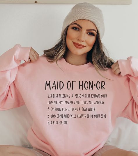 Maid Of Honor Acceptance Quotes, Maid Of Honor Shirt Ideas, Cute Simple Bridesmaid Proposal, Maid Of Honor Quotes, Made Of Honor Proposal, 007 Wedding, Maid Of Honor Gift Ideas, Honor Quotes, Maid Of Honor Shirt