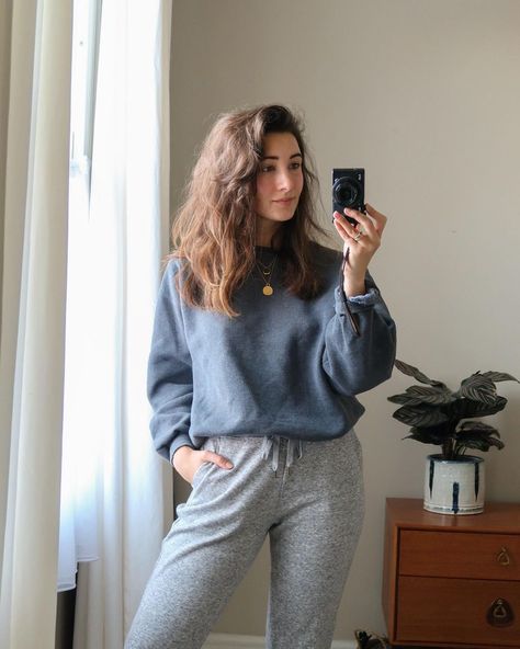 Rosie Ann Butcher on Instagram: “Matching my loungewear to my lunch today. Curried parsnip soup made by Tom 😋” Rosie Ann Butcher, Curried Parsnip Soup, Parsnip Soup, Match Me, Parsnips, Dream Life, Style Me, Normcore, Lounge Wear