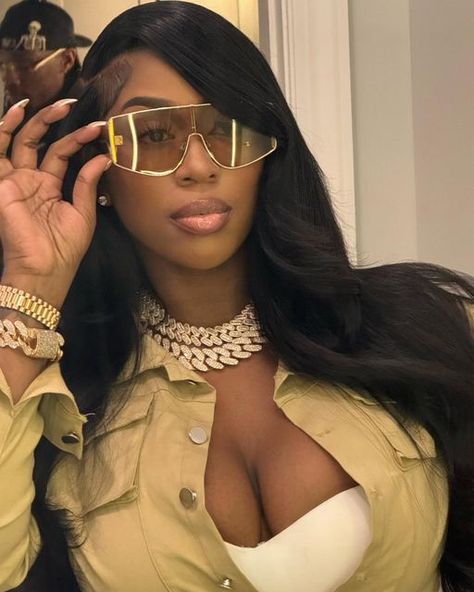 Kash Doll, Skin Model, Quick Weave Hairstyles, Quick Weave, Female Rappers, Brown Skin, Weave Hairstyles, Rappers, Music Artists