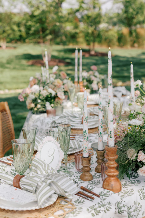 Maryland Wedding Inspiration.  Serpentine Wedding Reception Table and Design.  Cottagecore Garden Cottage Theme. Stradley Davidson, St Michaels Maryland, Cottagecore Garden, Cottagecore Wedding, Scenic Wedding, Enchanted Forest Wedding, Mixed Patterns, Hotel Wedding Venues, Wedding 2025