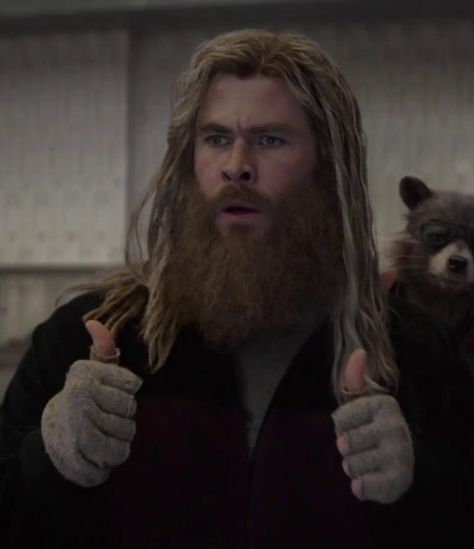 Fat Thor, Marvel Posters, Anime Dad, Avengers Endgame, Room Pictures, Thor, Rocket, Avengers, Marvel