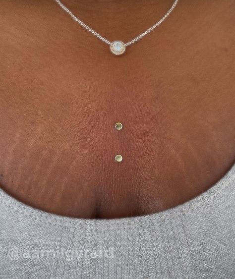 Surface Piercing Chest, Chest Dermal Piercing, Chest Piercings For Women, Back Dimple Piercing, Chest Dermal, Sternum Piercing, Piercing Surface, Back Dimple, Chest Piercing