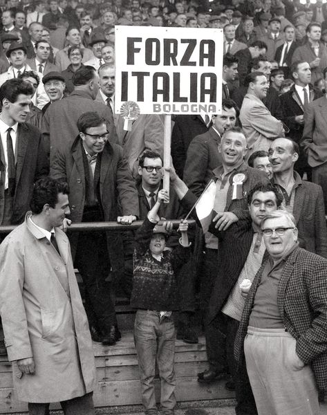 World Cup, 1966. Football Snap, Football Heritage, Bella Roma, Street Football, 1966 World Cup, Italian Football, Under The Tuscan Sun, Football Vintage, Football Images