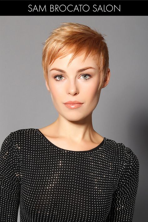 Strawberry Blonde Hair Color for Winter Hairstyles Strawberry Blonde, Strawberry Blonde Pixie, Blonde Short Hairstyles, Strawberry Blonde Hair Color, Blonde Short, Prom Hairstyles For Short Hair, Strawberry Blonde Hair, Blonde Hair Looks, Winter Hair Color