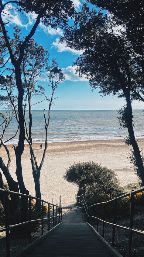 Alana ❀ UK Travel & Adventure’s Instagram post: “A beautiful Sandy beach under 2 hours from London 🌊🐚 We had the beach all to ourself when we visited 🤫 📍 Highcliffe Beach, Dorset…” London Beach, Vision Board Travel, Mrs Dalloway, Dorset Coast, England Beaches, Caravan Holiday, Uk Beaches, Fall Beach, Visit Uk