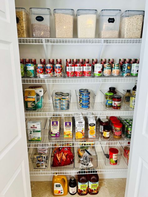 5 Genius Tips to Organize Your Pantry with Wire Shelves - Organized Marie Wire Shelving Pantry Organization, Wire Rack Pantry Organization, Wire Pantry Organization Ideas, Pantry Organization Wire Shelves, Wire Shelving Organization, How To Organize Pantry Shelves, Wire Rack Pantry, Wire Shelf Pantry, Pantry With Wire Shelves