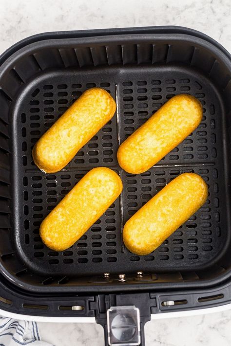 Air Fryer Twinkies - Air Frying Foodie Air Fried Twinkies, Fun Fair Food, Deep Fried Twinkies, Air Fryer Snack Recipes, Fried Twinkies, Hostess Snack Cakes, Twinkies Recipe, Frozen Fish Fillets, Hostess Snacks