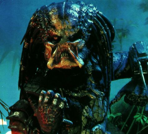 The Predator, Predator (1987) Carl Weathers, Predator Movie, Shia Labeouf, Alien Invasion, Iron Man 3, Famous Monsters, Alien Vs Predator, Alien Vs, Movie Monsters