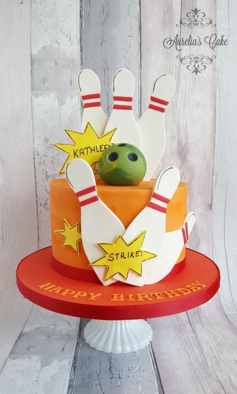 Bowling cake by Aurelia's Cake Bowling Cake Ideas, Cake Bowling, Bowling Cakes, Bowling Birthday Party Ideas, Bowling Party Decorations, Bowling Party Ideas, Bowling Ideas, Bowling Cake, Birthday Bowling