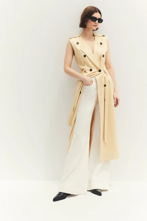 Derek Lam 10 Crosby Resort 2025 Ready-to-Wear Collection [PHOTOS] Resort 2025, Derek Lam 10 Crosby, Derek Lam, View Photos, Fashion News, Ready To Wear, 10 Things, How To Wear, Closet