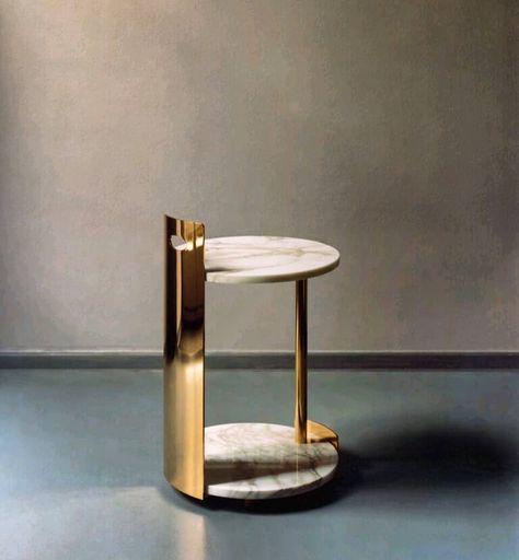 #MSE' # new Cosimo side table , inspired by Rene' pouf , chic and easy to relocate @marta_sala_editions @lazzarinipickering… Marble Accent Table, Nyc Interior Design, Marble Top Side Table, Gold Side Table, Modern Accent Tables, Calacatta Gold Marble, Gold Furniture, Entrance Table, Metal Table Top