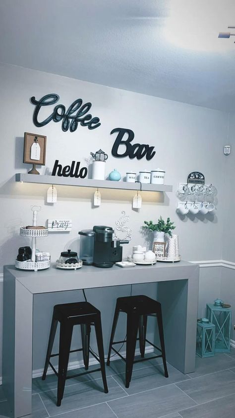 Mini Coffee Bar Small Spaces, Mini Coffee Bar, Side Table Decor Living Room, Kitchen Bar Design, Coffee Bar Station, Diy Coffee Bar, Bar Station, Bar Interior Design, Side Table Decor