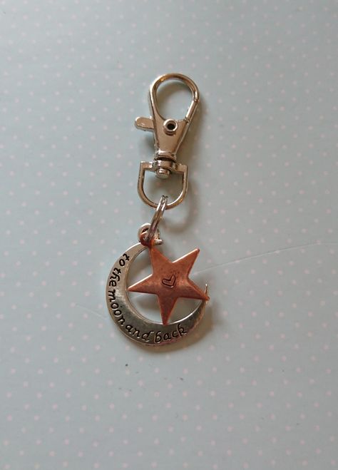 Silver and copper metal stamped keyring By Dandelion Moon Metal Keychain Ideas, Stamped Keychain Ideas, Metal Keychains, Diy Keyring, Metal Bending, Metal Keychain, Copper Metal, Handmade Jewellery, Metal Stamping