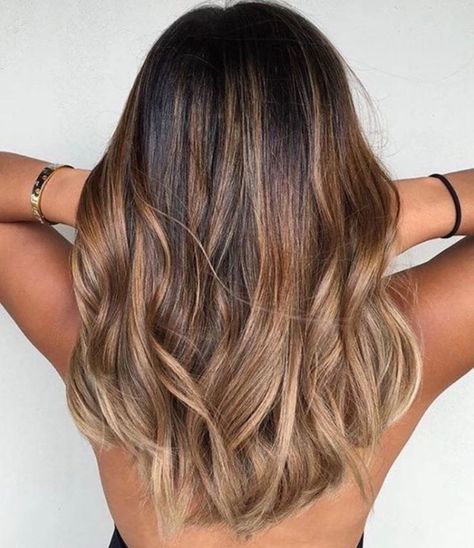 Hair colour (scheduled via http://www.tailwindapp.com?utm_source=pinterest&utm_medium=twpin) Brunette Ombre, Rambut Brunette, Ash Blonde Balayage, Blond Balayage, Balayage Color, Brown Hair Balayage, Ombre Hair Color, Hair Color Balayage, Ash Blonde