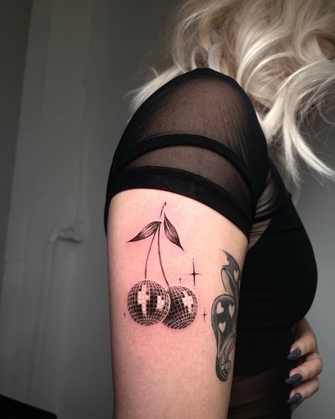 single needle disco ball cherries Disco Ball Skeleton Tattoo, Neo Traditional Crystal Ball Tattoo, Eight Ball Cherry Tattoo, Cherry Mirrorball Tattoo, Melting Disco Ball Tattoo, Chrome Cherry Tattoo, Heart Disco Ball Tattoo, Cherry 8 Ball Tattoo, Disco Cowgirl Tattoo