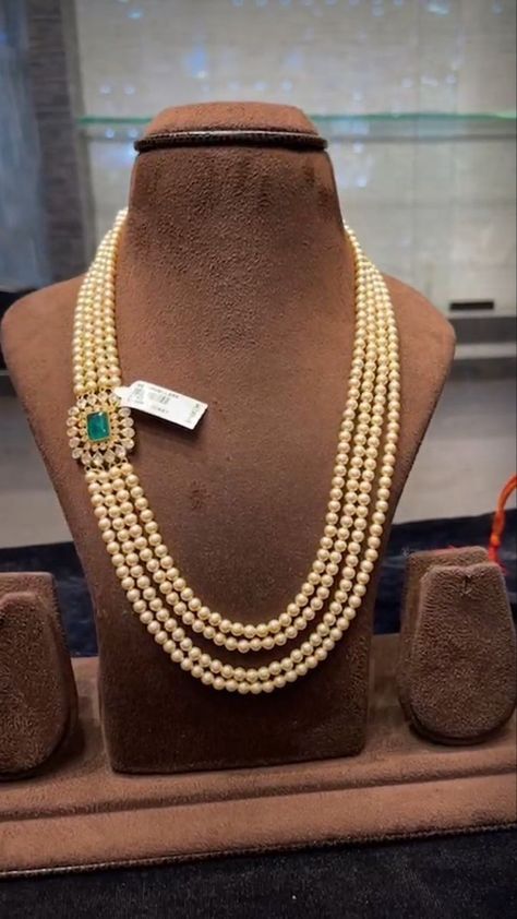 Side Billa Designs, Side Locket Beads Jewellery, Pearl Long Chain Indian Gold, Mutyala Haram Designs, Pearl Long Chain Indian, Beaded Wedding Jewelry, Ruby Jewelry Necklaces, Neck Pieces Jewelry, Fancy Jewelry Necklace