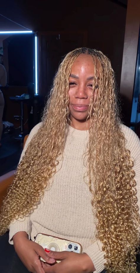 Blond Goddess Braids, Braiding Hair Colors, Boho Knotless Braids, Boho Knotless, Blonde Box Braids, Braided Hairstyles For Black Women Cornrows, Goddess Braids Hairstyles, Faux Locs Hairstyles, Blonde Braids