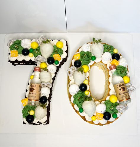 70 Number Cake For Men, 70 Number Cake, 70th Birthday Cake Ideas, 70 Birthday Cake, 70 Cake, 70 Number, 70th Birthday Cake, Dads Birthday, 30th Birthday Decorations