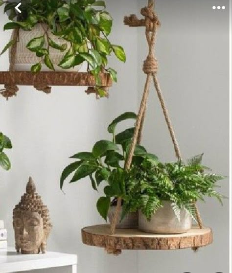 Hanging Plants Indoor Living Rooms, Nature Bedroom Ideas, Hanging Plants Indoor Bedroom, Small Room Interior, Natural Bedroom Decor, Hanging Plants Outdoor, Linen Bedding Natural, Natural Bedroom, Plant Hanging