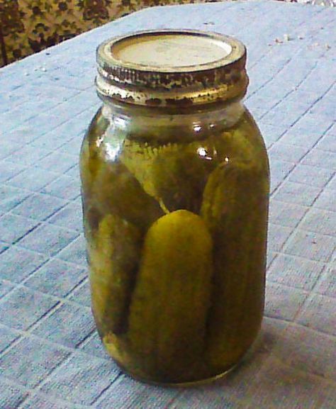 Making Dill Pickles, Jar Of Pickles, Dill Pickle Recipe, Canning Pickles, Pickling Salt, Sour Fruit, Pickle Recipe, Refrigerator Pickles, Dill Pickles