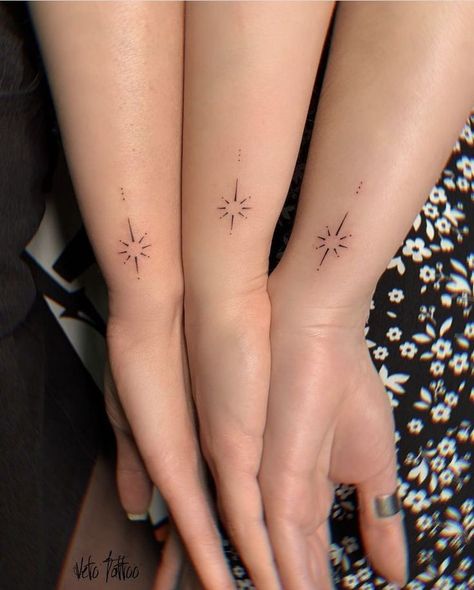 Tiny Friendship Tattoos, Friendship Tattoos For 3, Maching Tattoos, Stunning Tattoos, Tiny Wrist Tattoos, Sticker Tattoo, Cross Tattoos For Women, Clever Tattoos, Drawing Styles