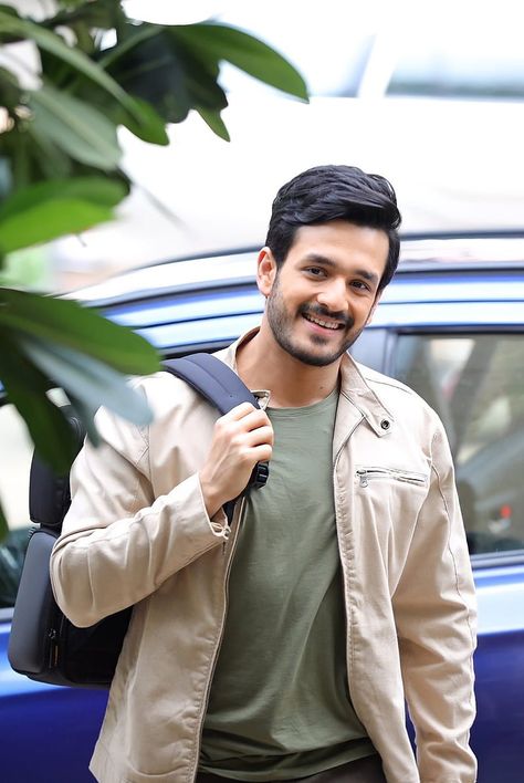 Akhil Akkineni Videos, Akhil Cj, Most Eligible Bachelor, Akhil Akkineni, Janmashtami Wishes, Green Flag, Cute Love Photos, Indian Actors, New Photo Download