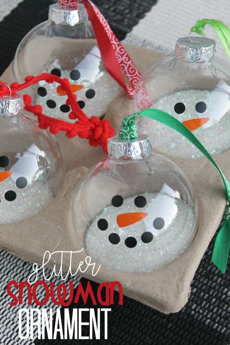 Therapy Activity For Kids, Kids Christmas Crafts Ornaments, Diy Snowman Ornaments, Diy Schneemann, Clear Christmas Ornaments, Therapy Activity, Ornament Craft, Christmas Crafts For Adults, Kids Christmas Ornaments