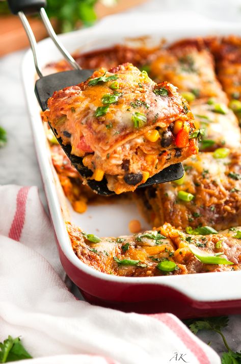 Vegetarian Black Bean Enchilada Casserole (Video) - Aberdeen's Kitchen Black Bean Enchilada Casserole, Bean Enchilada Casserole, Casserole Enchilada, Vegetarian Enchilada Casserole, Black Bean And Corn, Vegetarian Casserole, Vegetarian Enchiladas, Black Bean Enchiladas, Enchilada Casserole Recipes