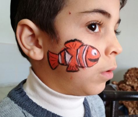 némo Nemo Face Painting, Nemo Face Paint, Face Paintings, Painted Face, Face Painting, 2nd Birthday, Face Paint, Carnival Face Paint, Carnival