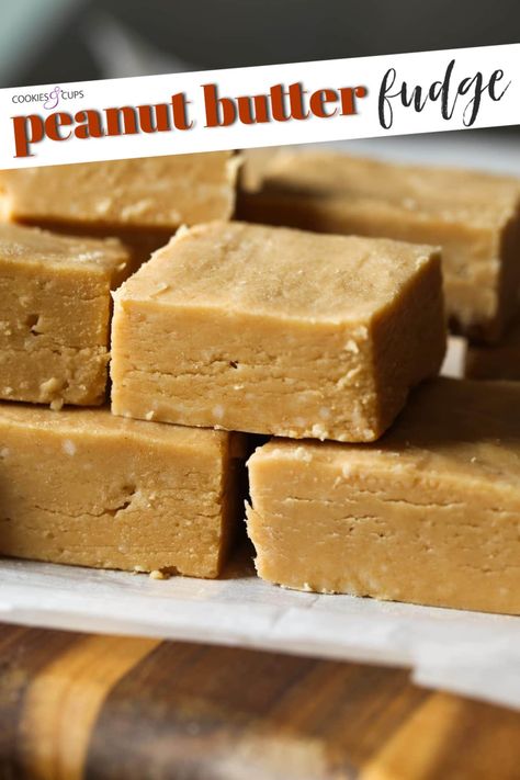 Rich and smooth Microwave Peanut Butter Fudge, ready in less than 10 minutes! The easiest recipe for foolproof homemade fudge! Microwave Peanut Butter Fudge, Easy Peanut Butter Fudge, Classic Chocolate Fudge, How To Make Fudge, Smooth Peanut Butter, Peanut Butter Fudge Easy, Microwave Fudge, Fudge Ingredients, Butter Fudge